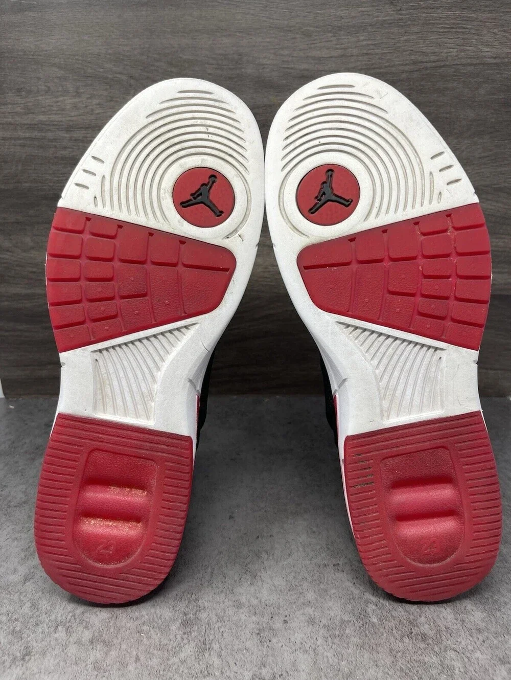 Air Jordan Academy Sneakers Mens Size 12 Bred Black Red 844515-001 Athletic